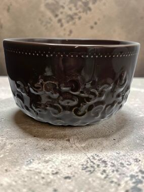 Pier 1 Imports Mushroom Stoneware Bowl Portugal Brown Embossed 8.5" Cottagecore